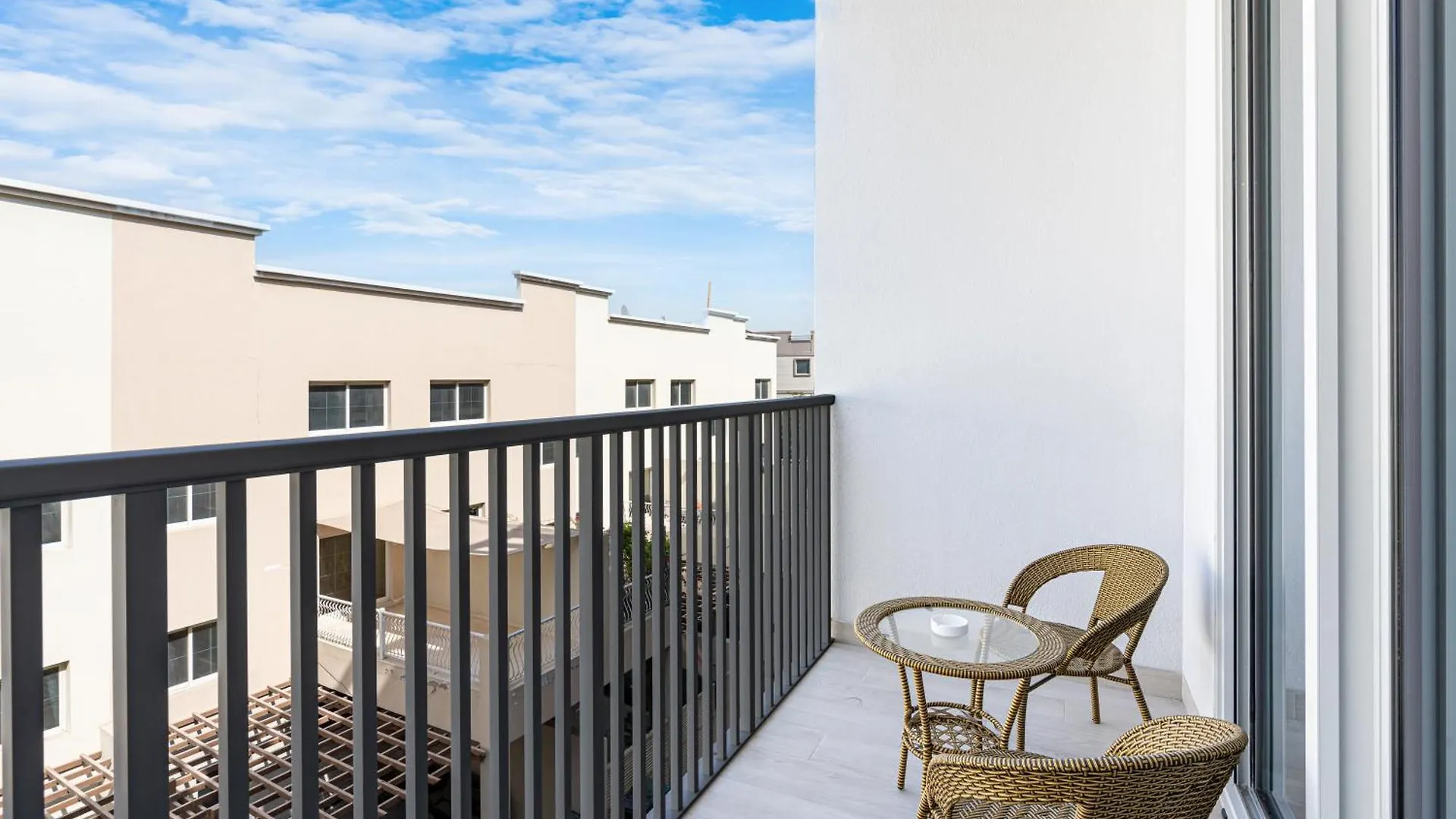 Apartment Cozy & Bright Home In The Heart Of Jvc Dubai United Arab Emirates