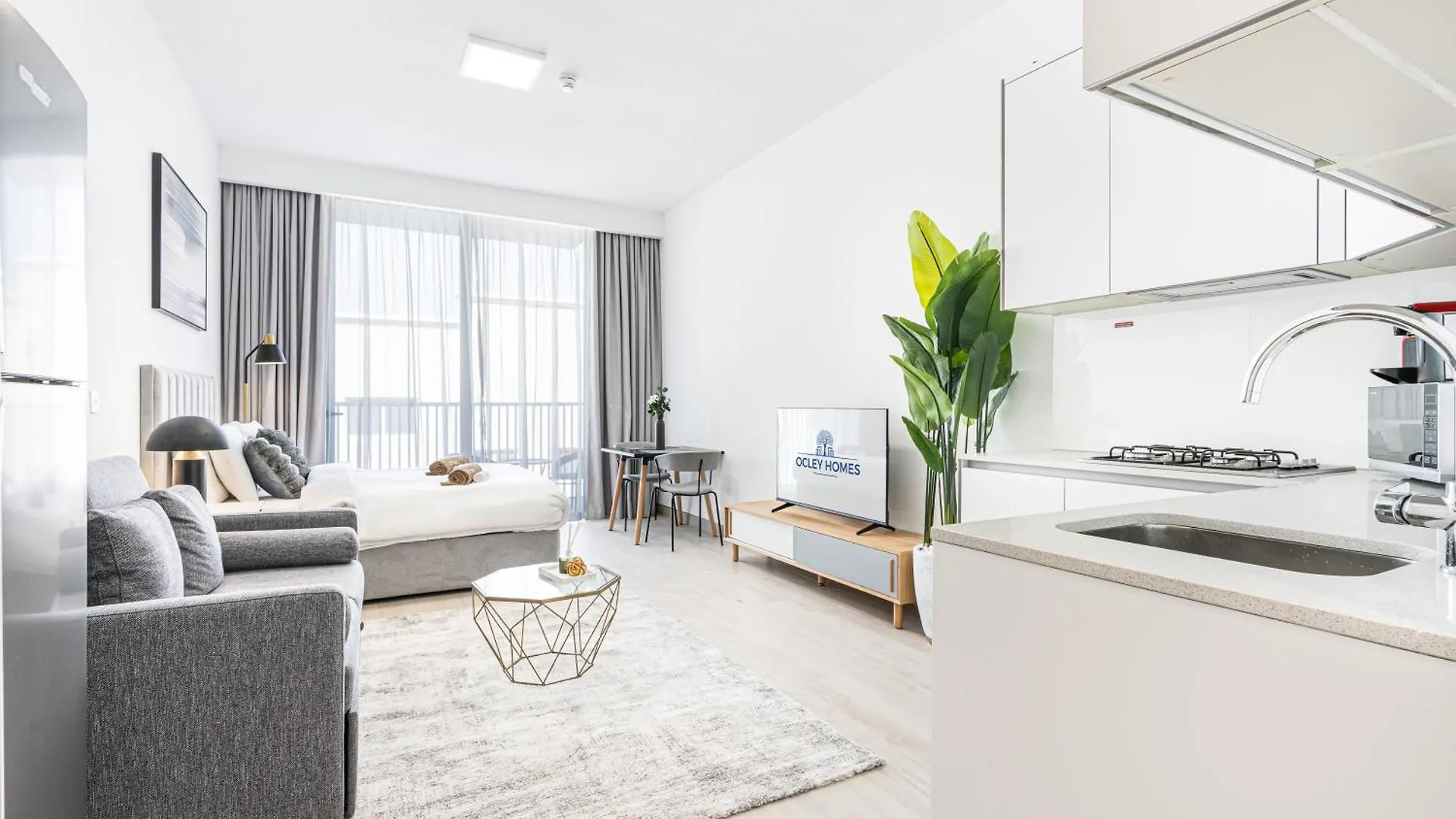 Apartment Cozy & Bright Home In The Heart Of Jvc Dubai